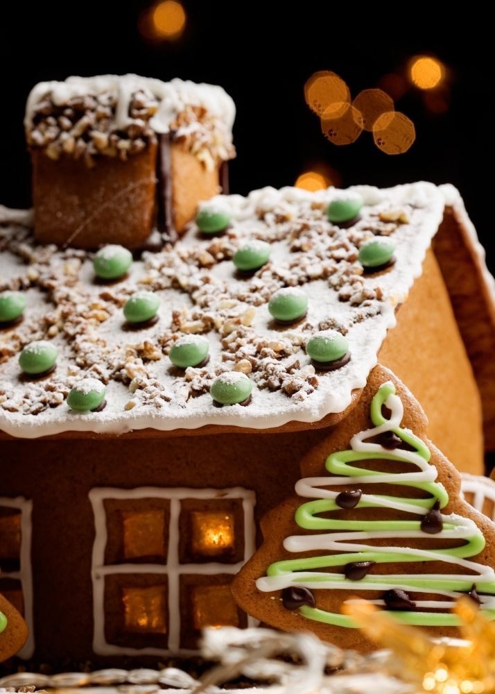 kids use engineering to build a gingerbread house